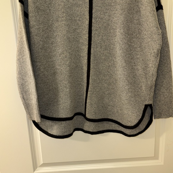 J. Crew 100% Wool Sweater - Picture 4 of 8
